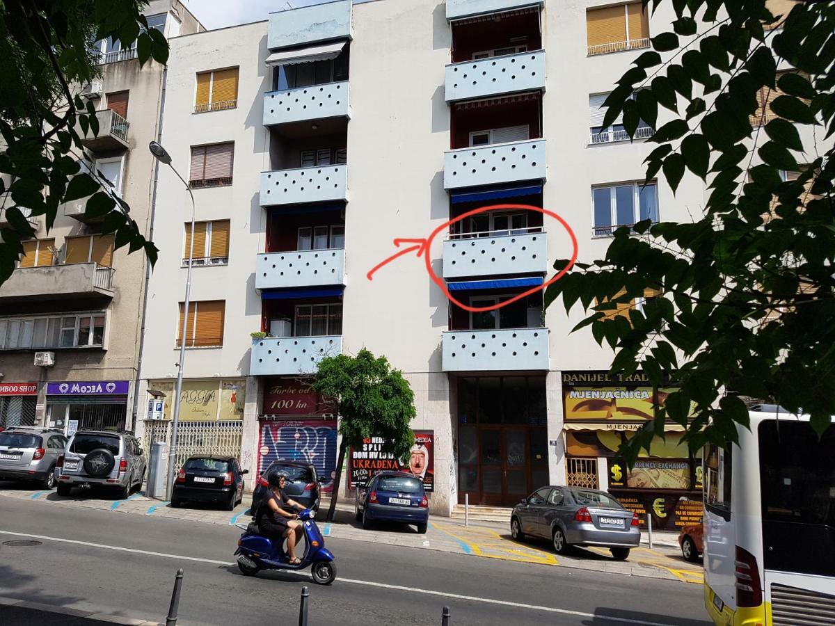 Zoe Apartment Split Exterior photo